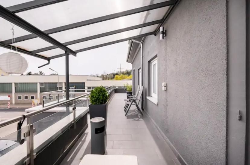 Guenstiges Gruenes Ferienzimmer Mit Separater Moderner Dusche Lörrach Exterior foto