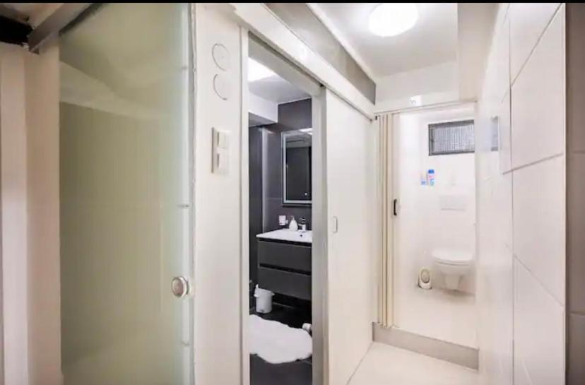 Guenstiges Gruenes Ferienzimmer Mit Separater Moderner Dusche Lörrach Exterior foto