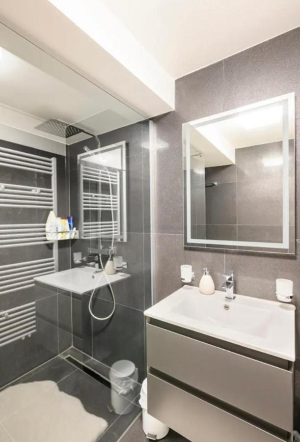Guenstiges Gruenes Ferienzimmer Mit Separater Moderner Dusche Lörrach Exterior foto